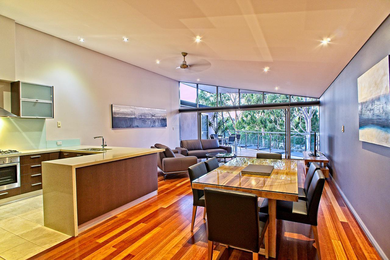 Central Avenue Apartments Margaret River Bagian luar foto