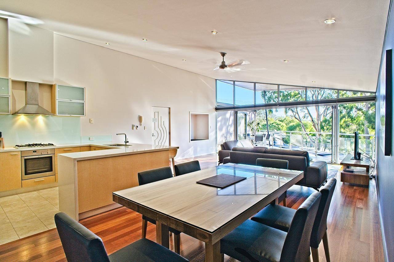 Central Avenue Apartments Margaret River Bagian luar foto