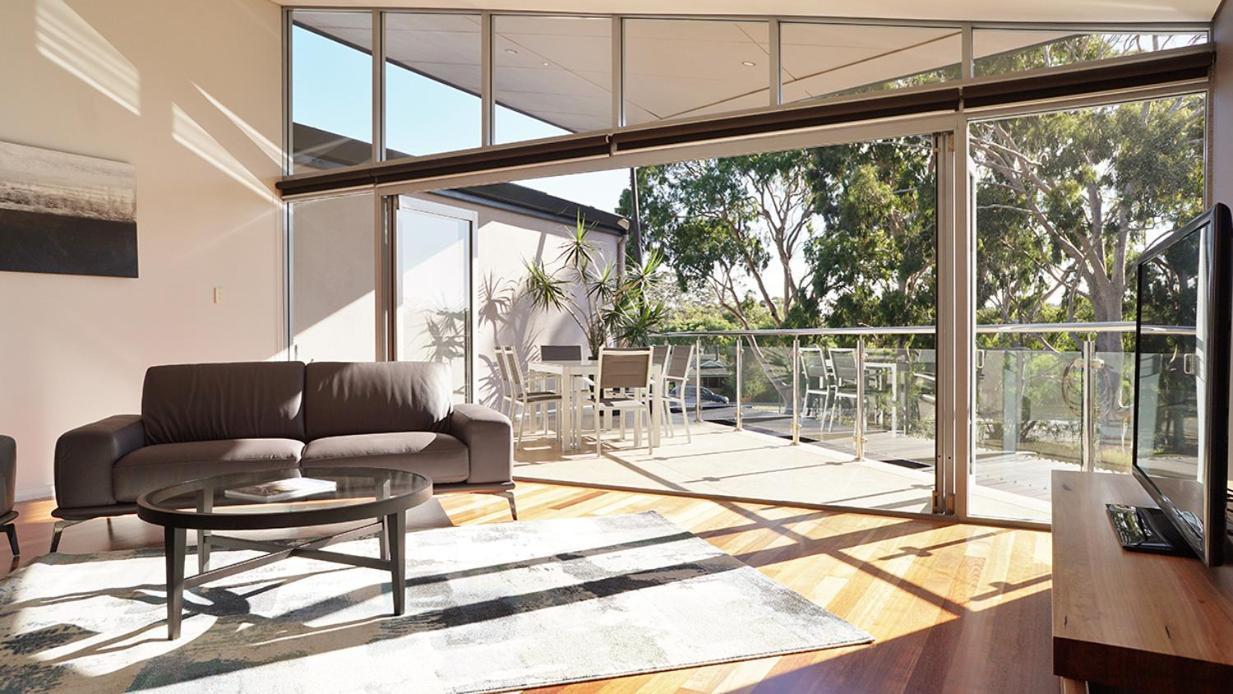 Central Avenue Apartments Margaret River Bagian luar foto