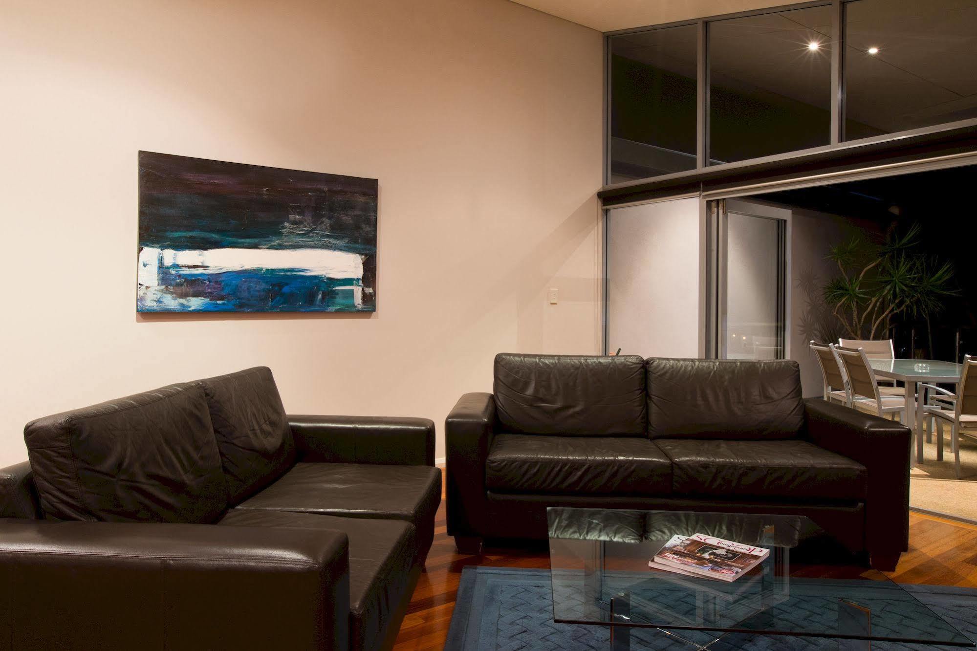 Central Avenue Apartments Margaret River Bagian luar foto