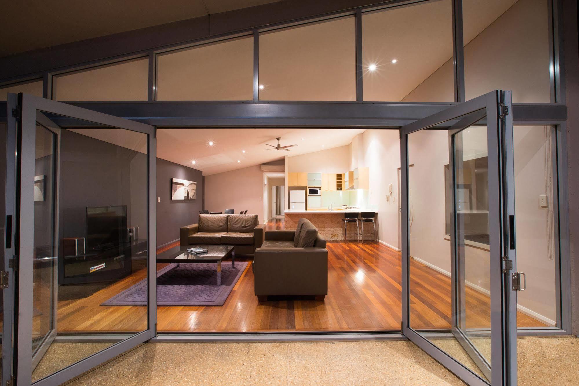Central Avenue Apartments Margaret River Bagian luar foto