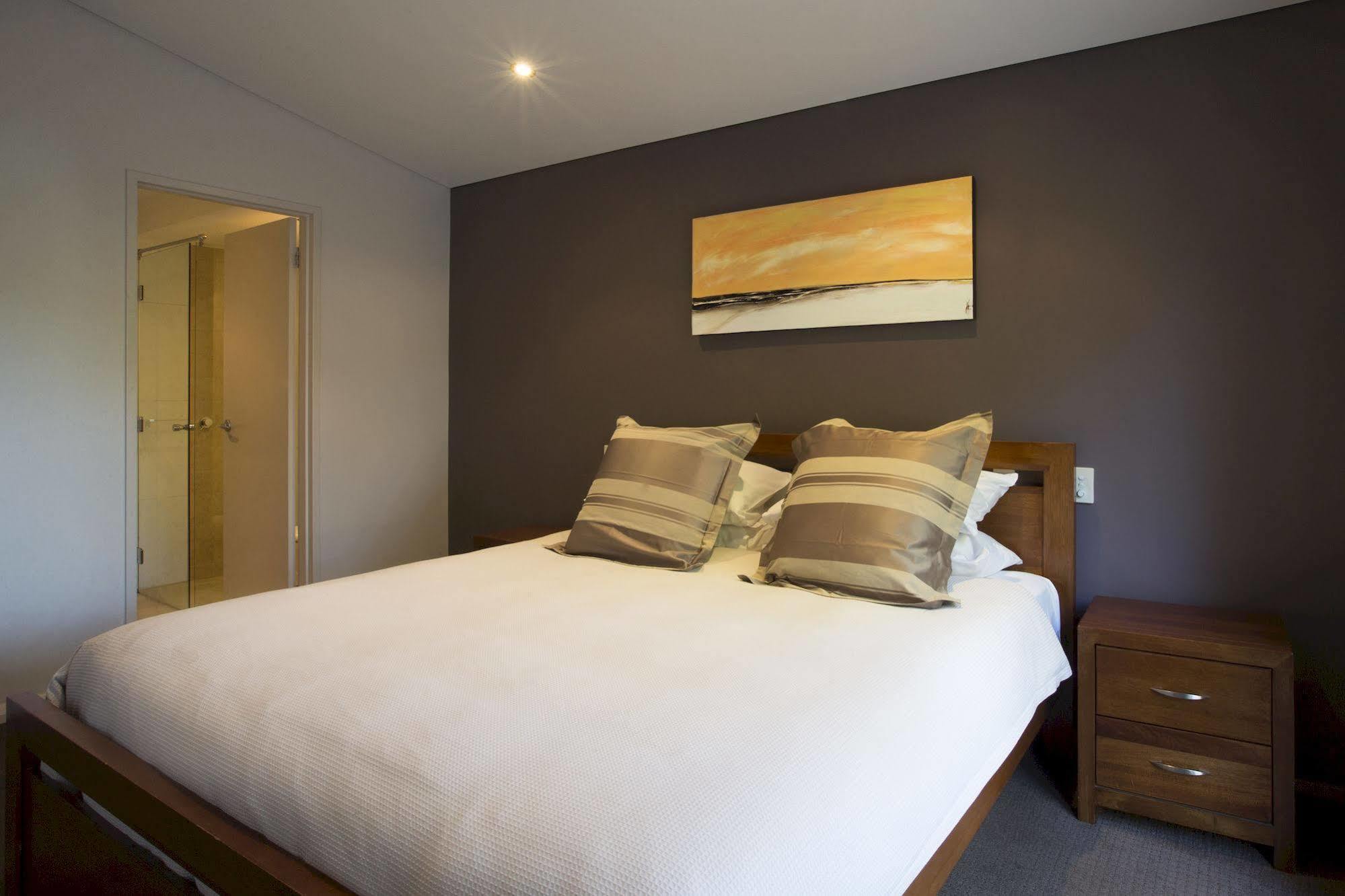 Central Avenue Apartments Margaret River Bagian luar foto