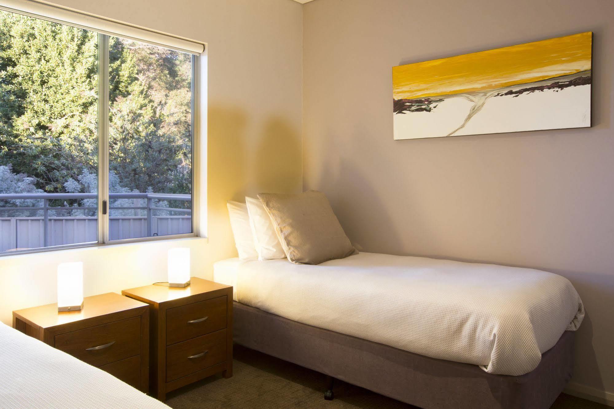 Central Avenue Apartments Margaret River Bagian luar foto