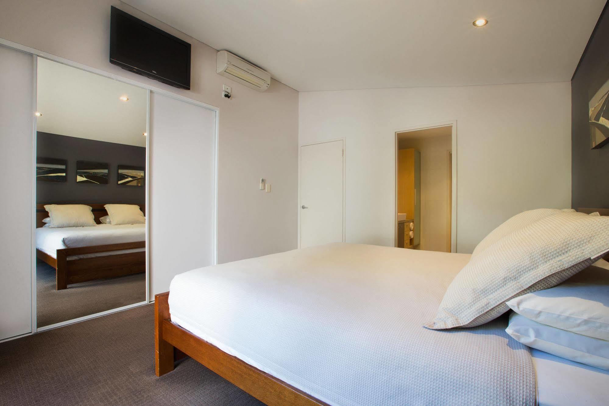 Central Avenue Apartments Margaret River Bagian luar foto