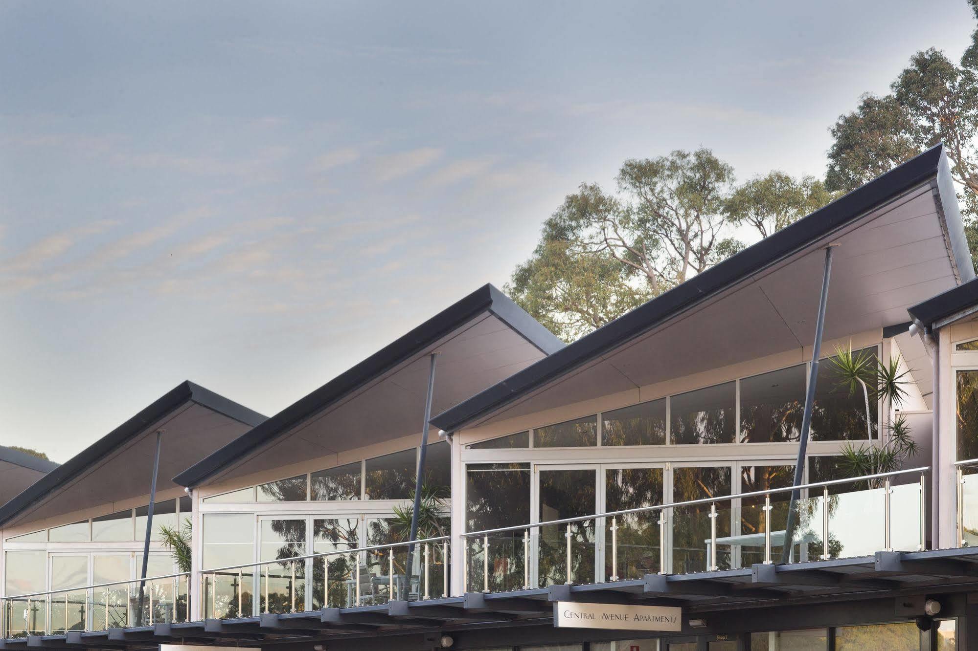 Central Avenue Apartments Margaret River Bagian luar foto