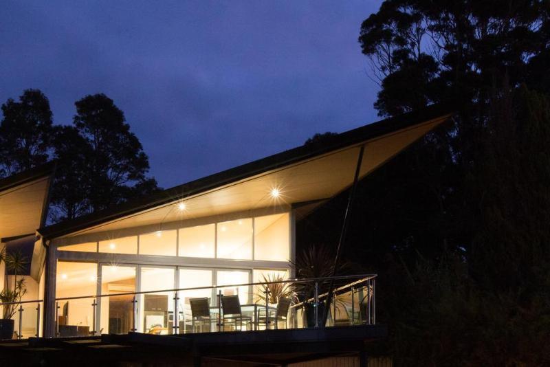 Central Avenue Apartments Margaret River Bagian luar foto